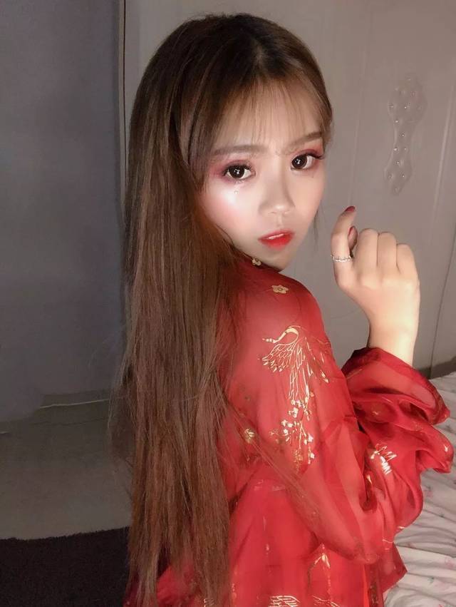 红人故事——囍cc
