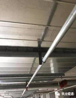 风管大于1.2m应增设下垂式喷头.