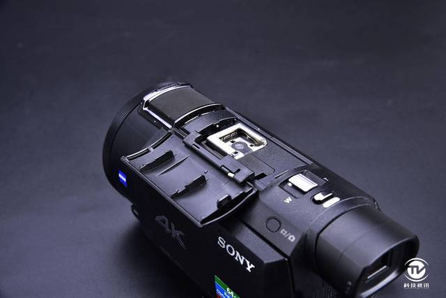 全面打造vlog拍摄专业标准 索尼ax60数码摄像机评测