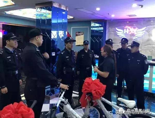 临汾警方突查娱乐场所,查处卖淫嫖娼6起,拘留8人