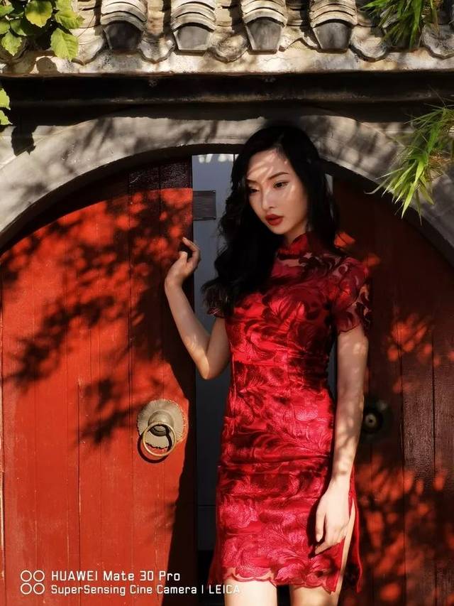 华为mate30pro美女壁纸,华为mate30壁纸高清美女 电影四摄锋芒毕露,华为mate30pro评测