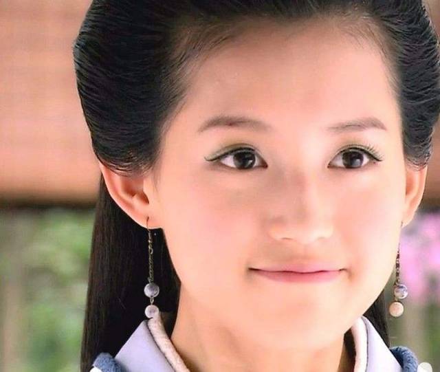 有种"整容"叫美人心计的小皇后,22岁颜值逆袭,还撞脸宣璐