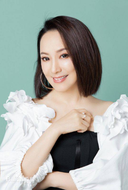 周艳泓