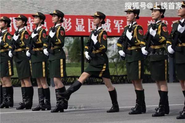 探秘国庆70周年阅兵女兵方队:颜值不低