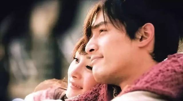 胡歌正式公开恋情:余生请多指教,微博再度沦陷