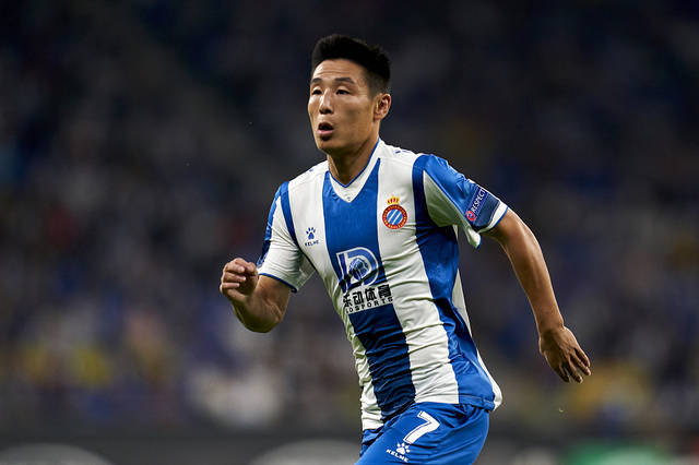 武磊替补0射门背后:战术不改他难作为 教练不