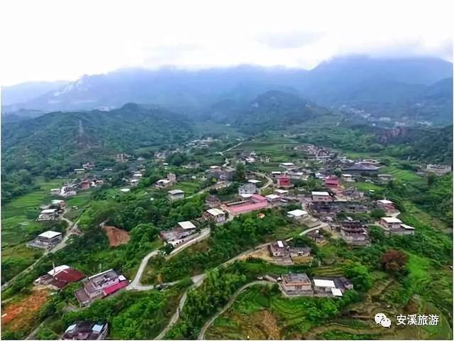 地址:福建省安溪县虎邱镇白石岩景区(导航搜索"安溪县白石岩景区)