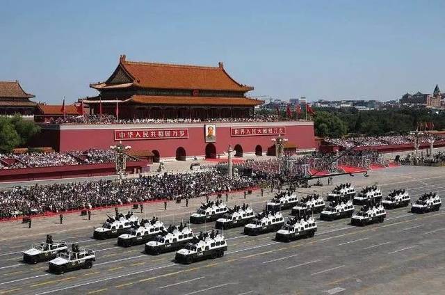 2019年国庆阅兵,国庆70周年阅兵图片 2019年国庆阅兵就是一个很好的向外国分裂势力展现自身实力的机会和
