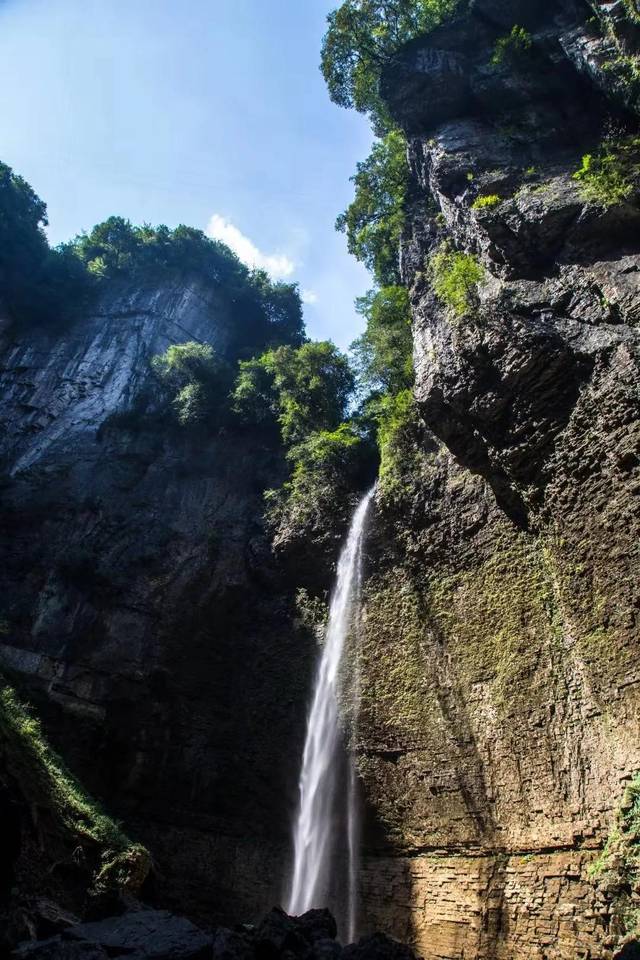 探秘巴东秘境:它是湖北"最低调"的旅游胜地,四季都有好风景