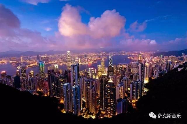 【共和国之恋】献给祖国的歌-深情中音萨克斯