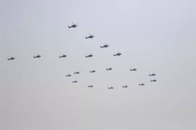 威武!大阅兵视频+高清图来了!