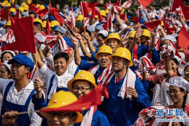 国庆盛典上的大庆元素!