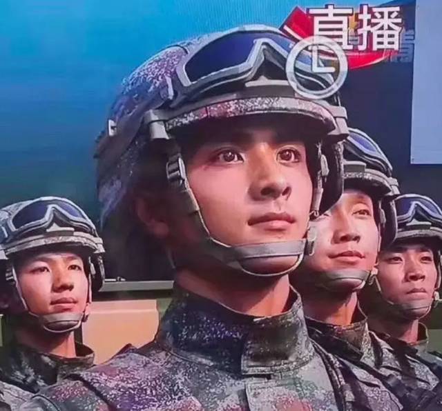 国庆阅兵有这么多高颜值小哥哥小姐姐!驻厦部队官兵们