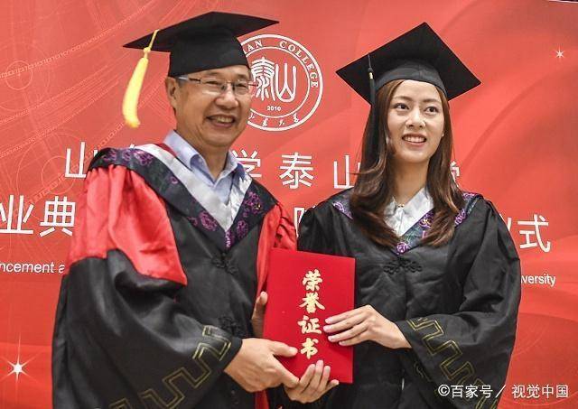 近日,网络盛传山东大学的学伴项目为,一个留学生配以三个校内学生,且