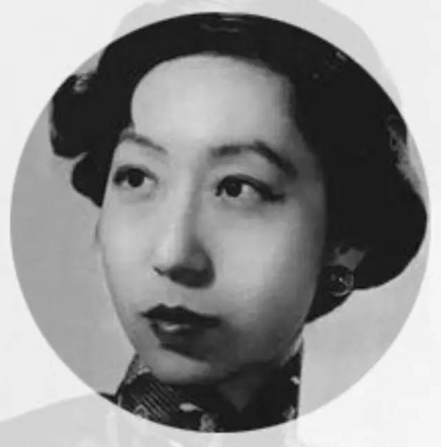 一个烧饼吃上两天,上海滩最红女作家张爱玲晚年为何这般凄苦?