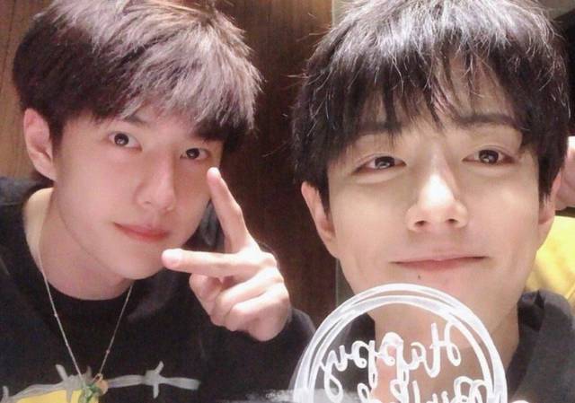 王一博凌晨发博为肖战庆生:战哥,生日快乐!配图真的太