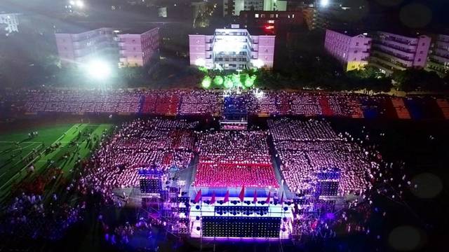 晚会现场中国人民解放军31620部队徐飞副主任等领导及官兵,福州市