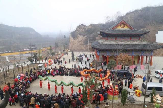 明天九月初九重阳节,请带家人来新密白寨逛庙会,看大戏!