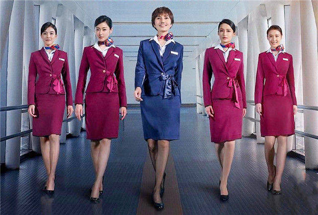 《中国机长》美女如云,影片中5位乘务员,谁是你心目中最美空姐