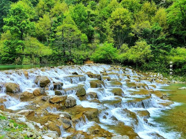 鹅嫚沟