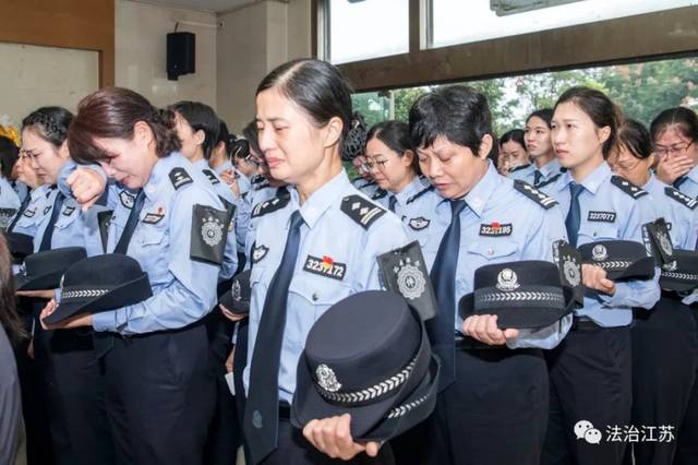 江苏监狱女民警符雯艳国庆期间遭遇意外,不幸殉职.一路走好!