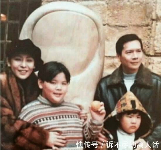 向太陈岚年轻时做模特写真照片集曝光?她为何要躲避向华强一年