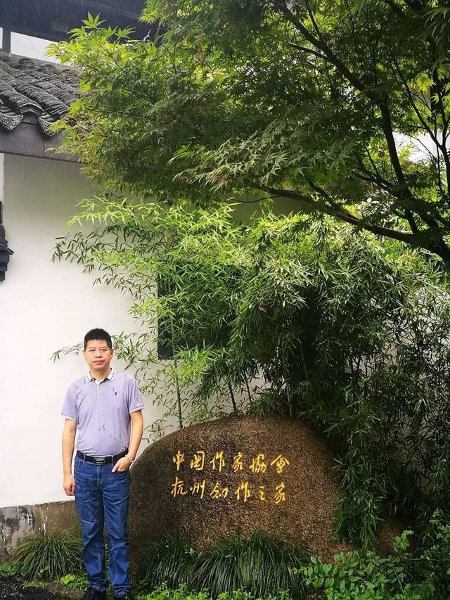 喜报!崇州市4户家庭荣获成都"最美家庭"称号