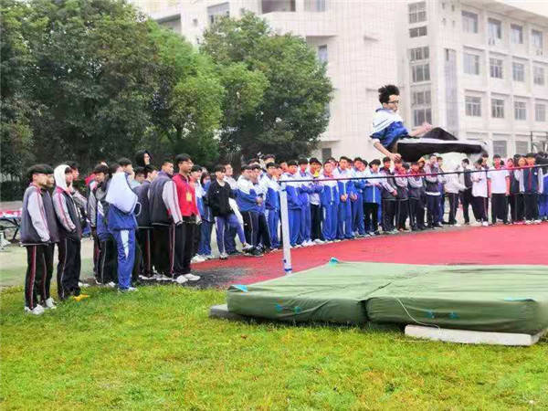 盱眙县都梁中学举行2019年秋季田径运动会