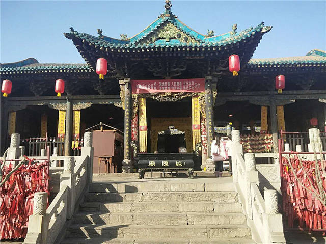 平遥城隍庙-是中国道教庙宇殿堂的典型建筑形式