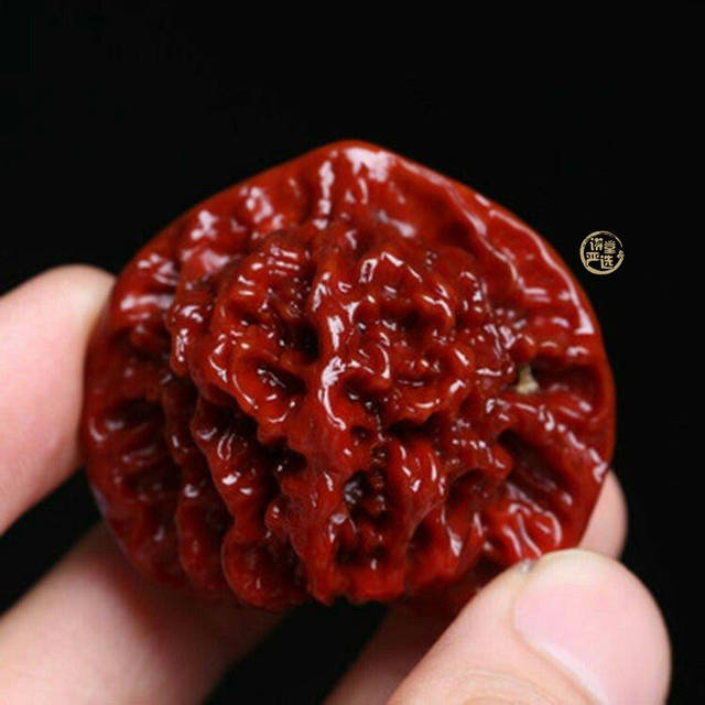 什么是文玩核桃玉化?_手机搜狐网