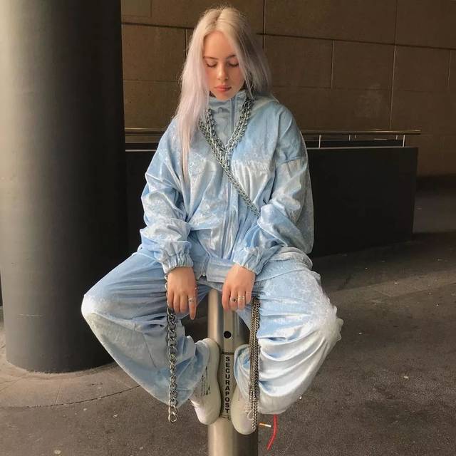 billie eilish 只是穿者自己想