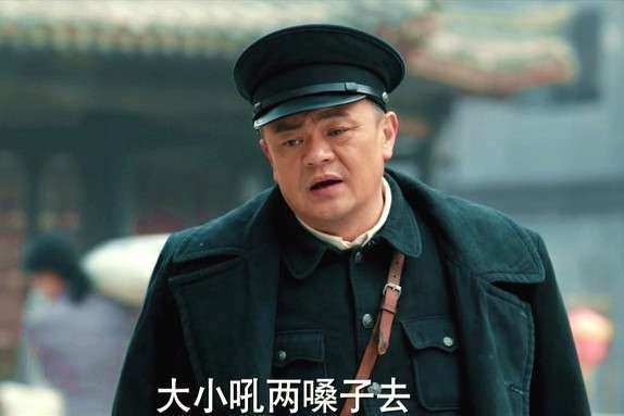 高亮:撞脸洪剑涛,《光荣时代》中扮演多门,父亲是国家