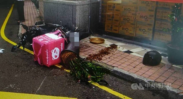 台湾5天2名"外卖小哥"车祸去世 台媒急求大陆管理经验