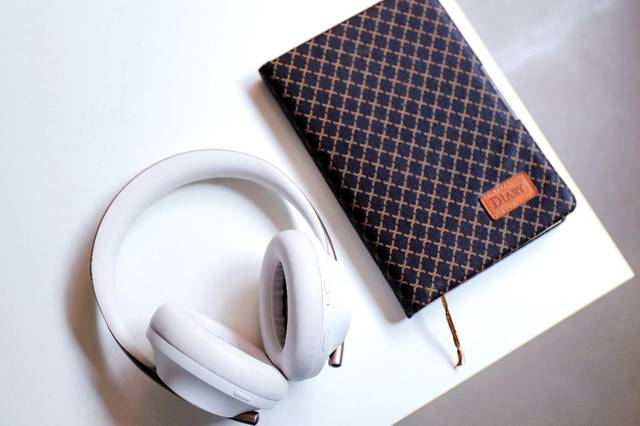 原创上手bose 700岩白金,亮眼的不止是外观