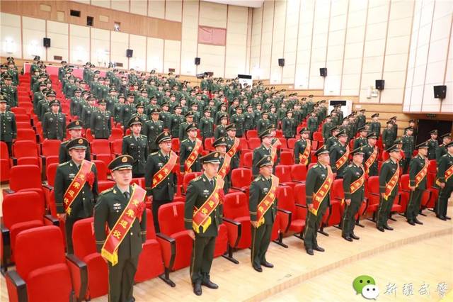 武警新疆总队隆重举行2019年转业干部退役仪式