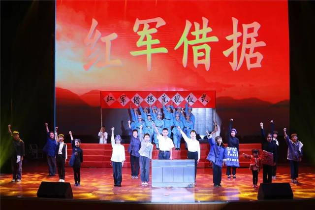 《半条被子》《红军借据》《壁柜里的一袋钱》《朱徳赠匾》《青石寨