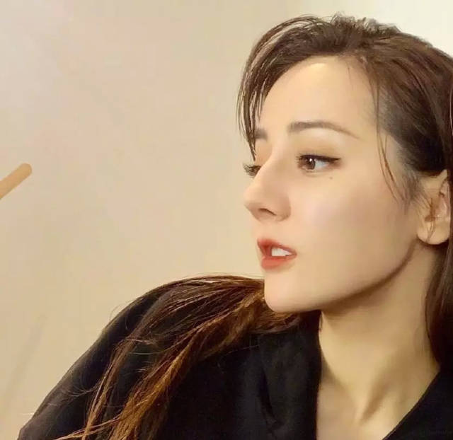 为什么佟丽娅长相没那么异域?其实她应该算东