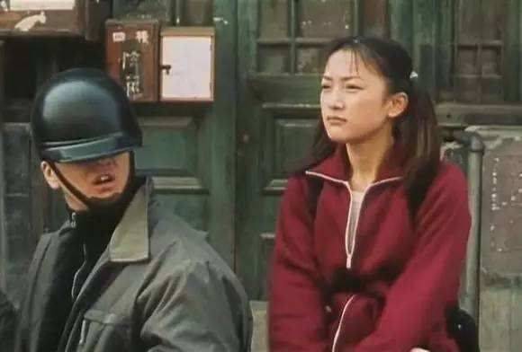 《苏州河》:极力追求真实的电影,造作的爱情才