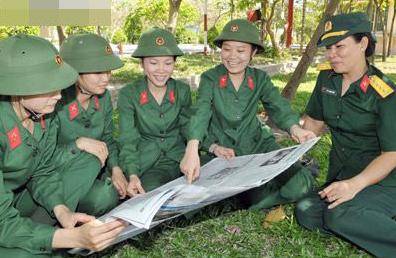 原创越南女兵作战手册规定不允许穿内衣,"美人计"诱敌遭报复