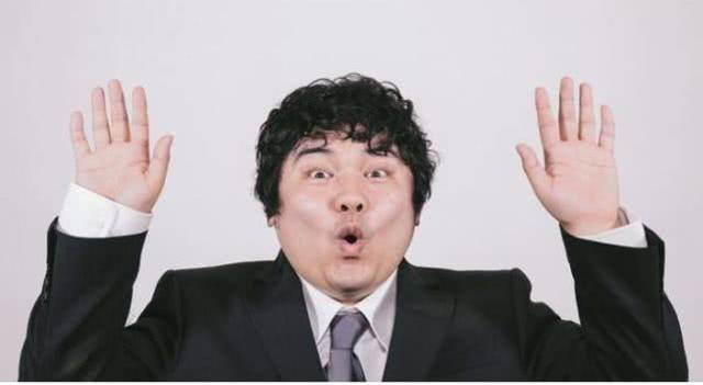 原创日本人喊"万岁"时,为何像投降一样高举双手?