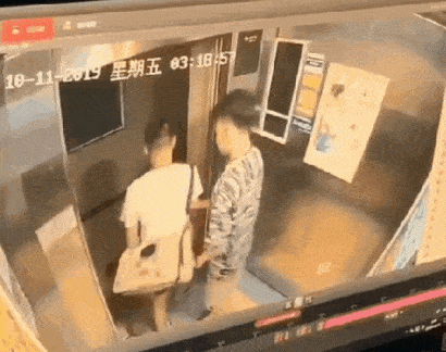 51岁大爷遭29岁男医生性侵: