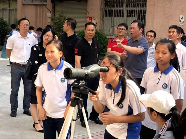 【快讯】普宁市民德中学举行首届校园科技文化节活动