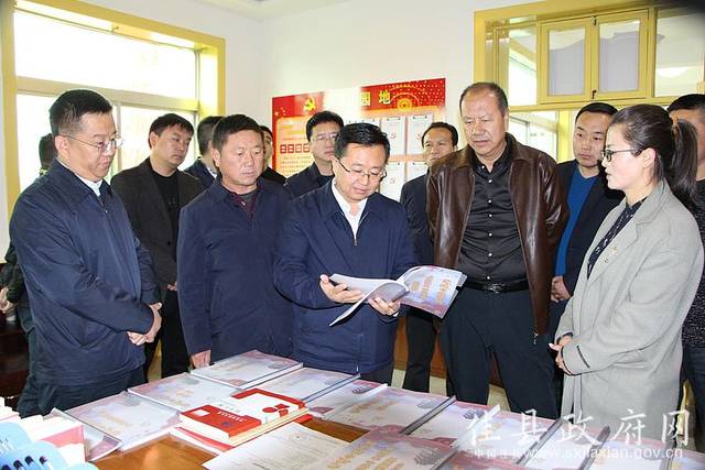 来源:佳县政府网 刘生胜环卫工人环卫环卫工作彭靖渊