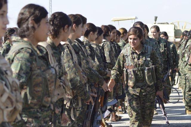 原创库尔德女兵受伤被俘,遭土耳其盟友当众侮辱,最终命运凶多吉少