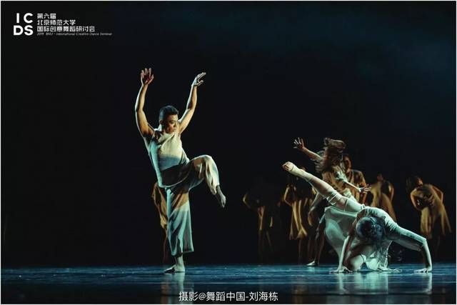 jeremy hartman)—black sun productions 舞者:苏家贤/ su chia