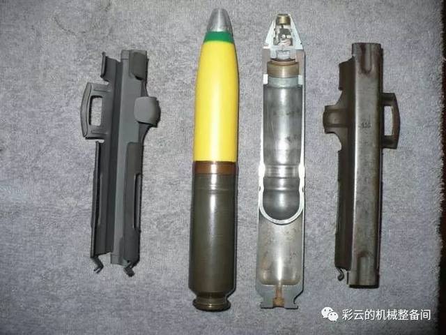 二战德国mk108 30mm航炮使用的30mm航炮弹,也是缩缘弹壳.