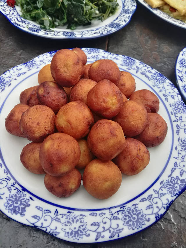 一网情深逛吃镇安柞水本土食魂"双宴一席"美食美景美不胜收