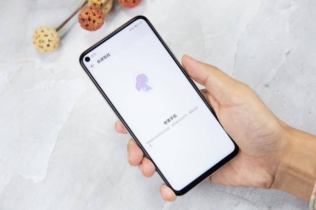 荣耀20,oppo reno2 z指纹解锁全面测试,入手前这些区别需要知道