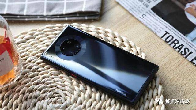 华为mate30pro 5g正式开售,成为销量冠军,力压小米vivo