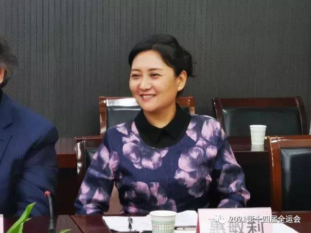 陕西省戏剧家协会副主席,西安市易俗社社长惠敏莉